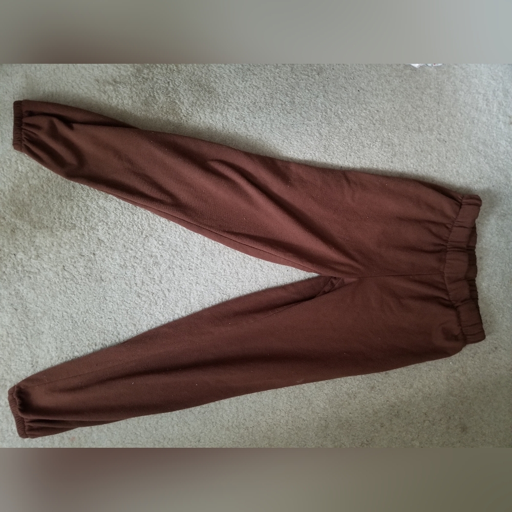 Brown cuffed sweatpants